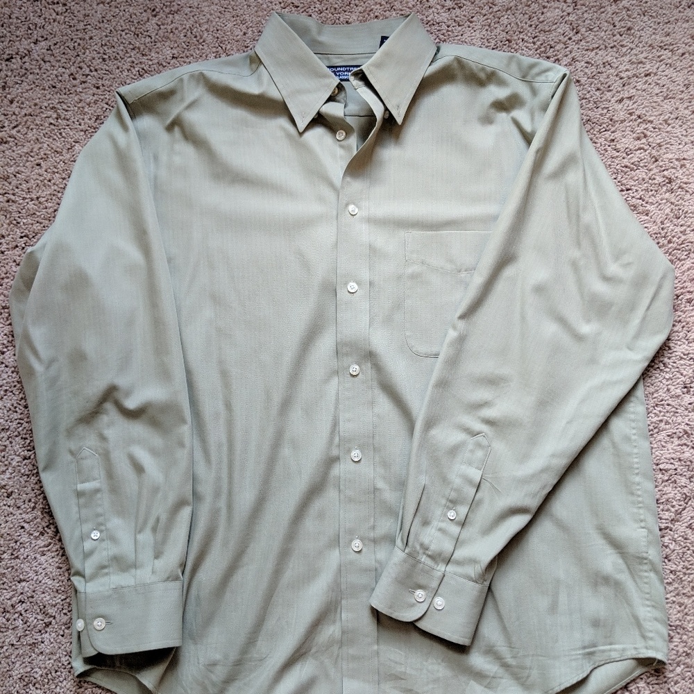 🚫SOLD🚫Mens dress shirt light olive